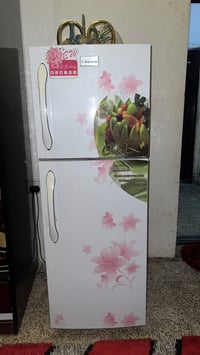 بلازما ٣٢ بدون نت • ثلاجه ١٠ قدم • ميز ينفتح ٤م