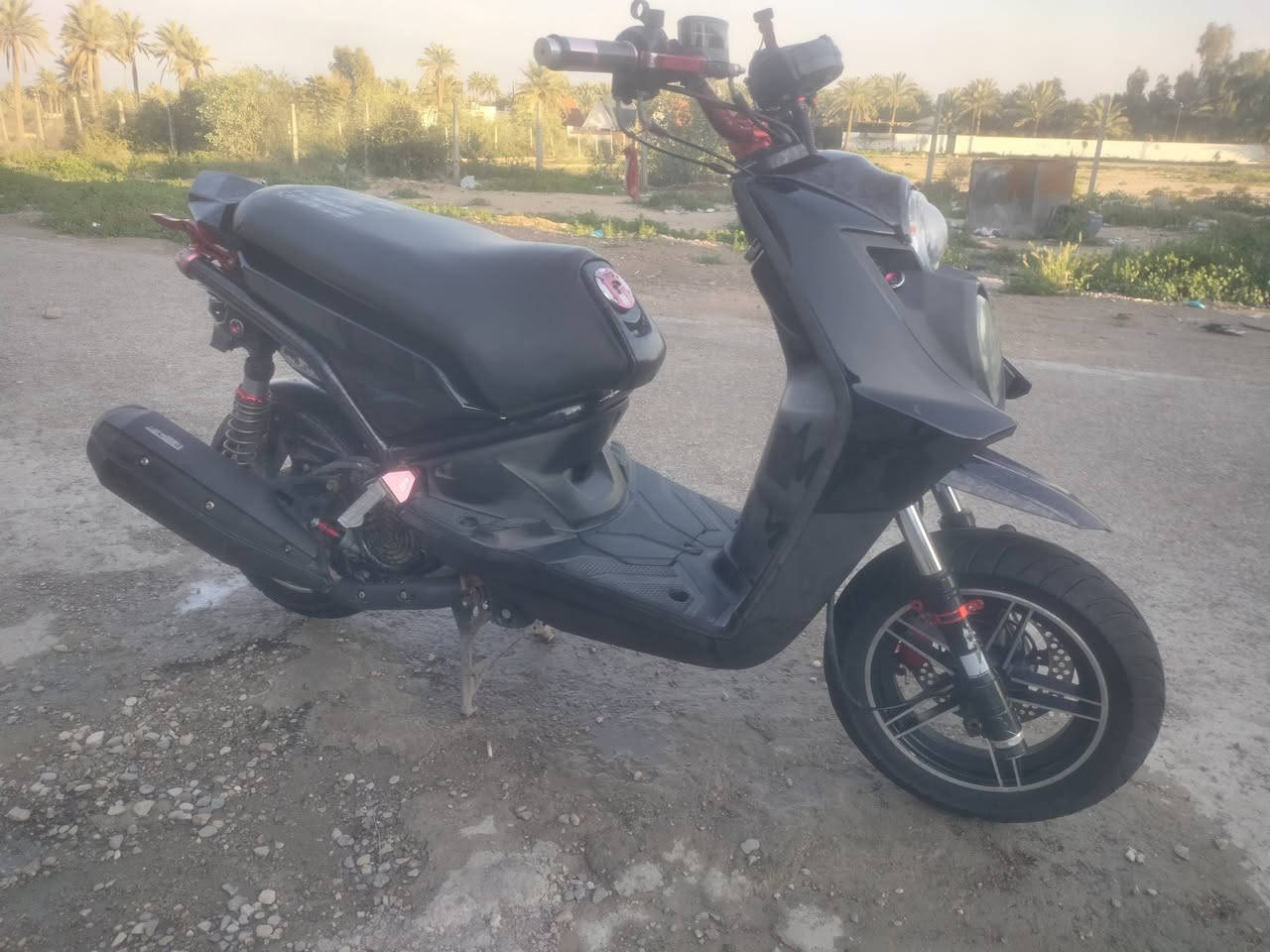 السلام عليكم 
سكنس جبلي نوزل . كفالة عامة بيها تزويد كرزي خارجي فقط المكينة بلادية سبانة ممدود عليها وبيها كلج رياضي شلعة ومعدل هاون
ويل نجمة بلاي 
فلنجة رياضي
دبلات اماي وخلفي رياضي
فج برمبو كرزي
ستيرن كاربون فايبر الياف كرزي
يدات وعضمات كرزي
دوسات كرزي
بك لايت Z مطلي فور جت
سبايدر توبو كرزي
فراك بريك 
قبق كلجات والشوتة والشاصر مطلي كاربون مائي فور جت
تايرات جدد
يعني الدراجة مصروف عليها هواي وتاخذها ربع متصرف تراي وين ميعجبك كفالة من اي نقص .. اسف جدآ على الاطالة . 
عنواني ديالى بعقوبة السعر 1250000
***********
بي واتس اب وغير متواجد على الفيس
