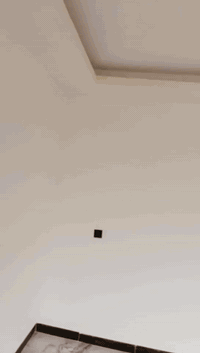 سلام عليكم عدي بيت الجار العنوان الخطيب بشارع الضغط البيت مساحته 55مت يحتو علا طرمه استقبال ومطبخ وصحياته وغرفه ومنور الطابق الثاني غرفتين كل غرفه بيه صحياته البيت حديث الجار مده محدوده الستفسار رقم الهاتف 
***********
