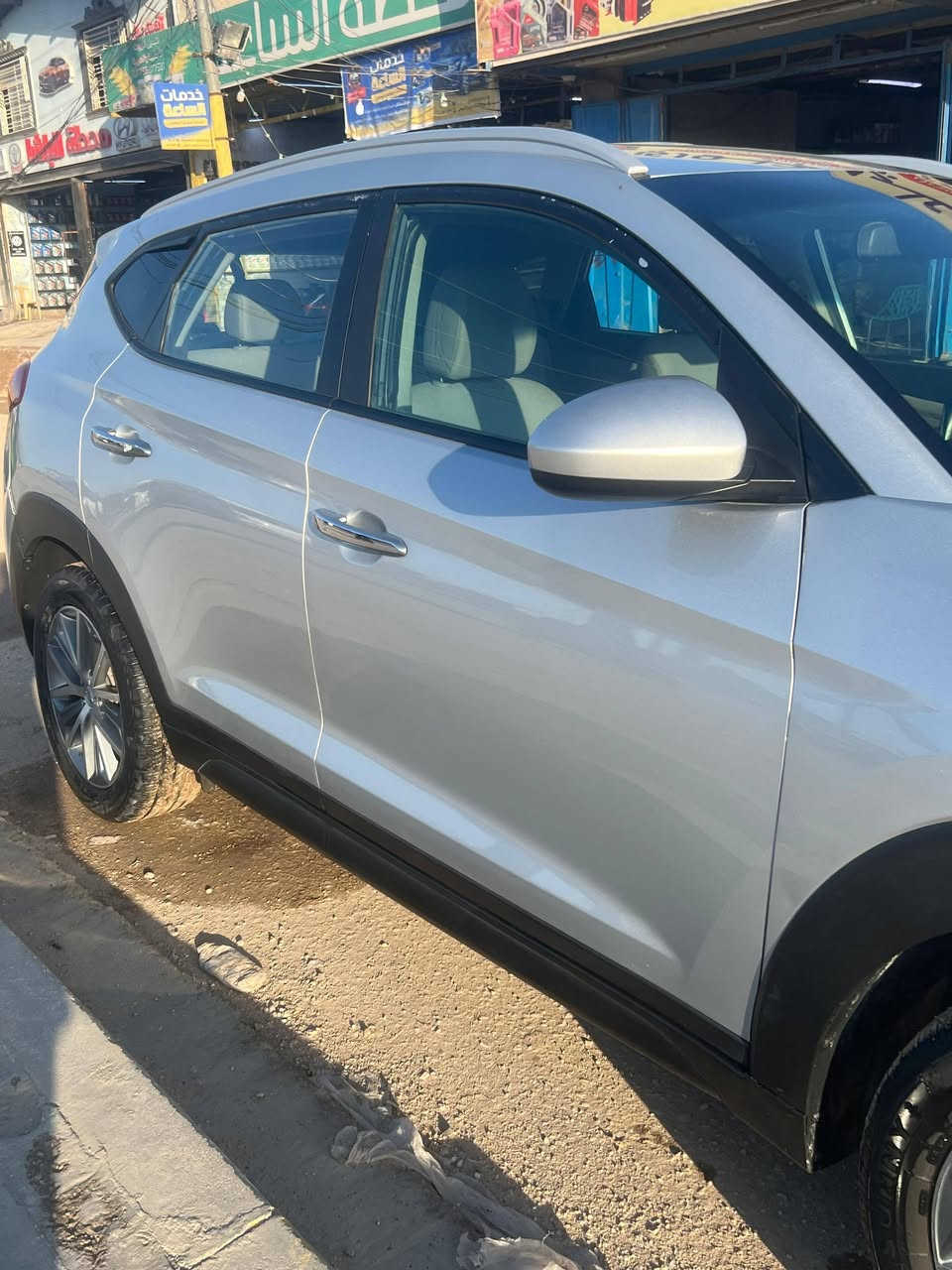 سلام عليكم
للبيع توكسان 19 امريكي رقم بغداد دولي بسمي جديده حيل حادثه بنيد فقط الباقي ليبل واحد وجاهزه من كلشي وجديده ومكانه كربلاء المقدسه السعر 155$ هاتف *********** او ***********
