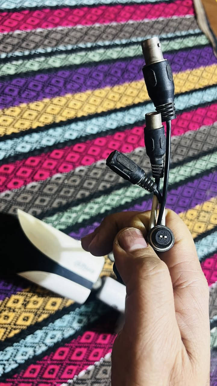 دي في ار مع كامرتين فقط ومحوله رايدهن ب 50الف (كامرات وحده اسوار وحده داهوا اصليات بيها زر تحكم ويشتغلن علبلا زما مباشر ***********
