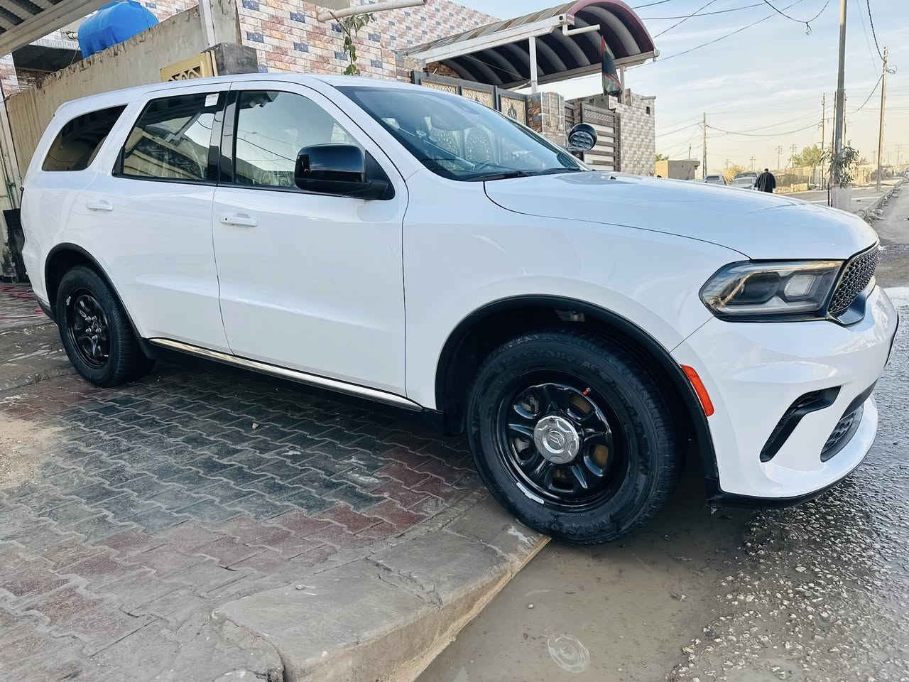 السلام عليكم
بيع أو مراوس مع  أوباما فقط 5700 : دودج دورانكو  فدرالية 

عداد المسافة: 19 الف مايل وقابل للزيادة 

الضرد فقط تبديل جاملغ أمامي  يعني قطعة واحدة صبغ

صور الحادث بالمنشور

الرقم بغداد

المواصفات 

كشنات جلد

الموديل 2023

المحرك : 3600 )

مصابح امامية زنون بلادي

رادار خلفي  مع جانبي

حساس خلفي

مقاعد كهربائية

كامرة خلفية دوارة

شاشة 

تحكم فول 

دفع رباعي 4*4

تحكم ستيرن جهتين بلوتوث وحاكية وكروس سرعة وتحكم صوت 

نظام ABS مانع انزلاق

أستفسار 

***********

‭0772 247 4447‬

مكان سيارة ديوانية
