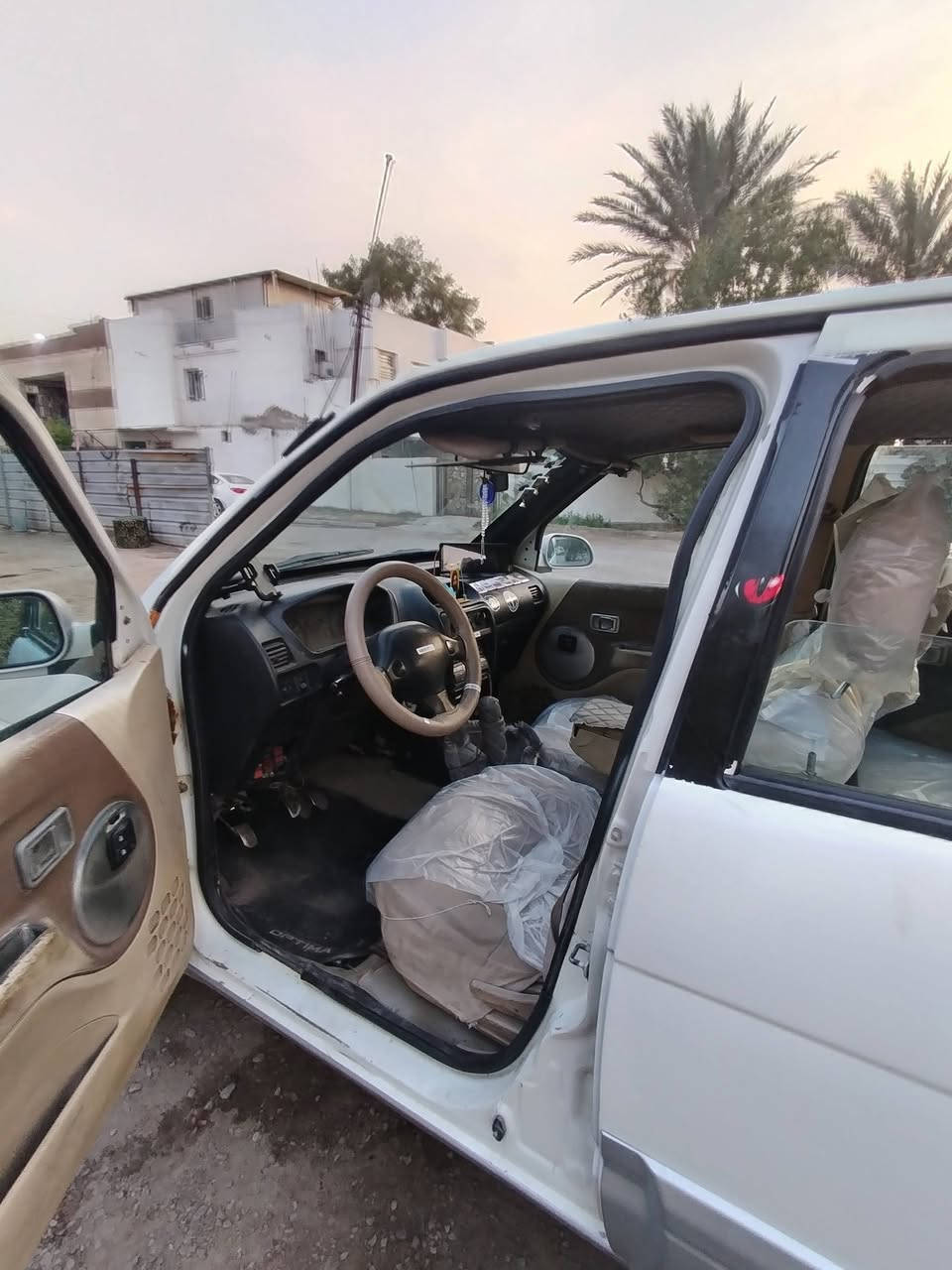 سلام عليكم سياره زوتي امتياز ياباني محرك وكير مسيوبوشي كير عادي مديل 2008 المحرك بي صوت يعني تجفيت مكاني بغداد البياع حي الرساله الثانيه السعر ٣٥ وبي مجال لطيبين رقمي ***********
