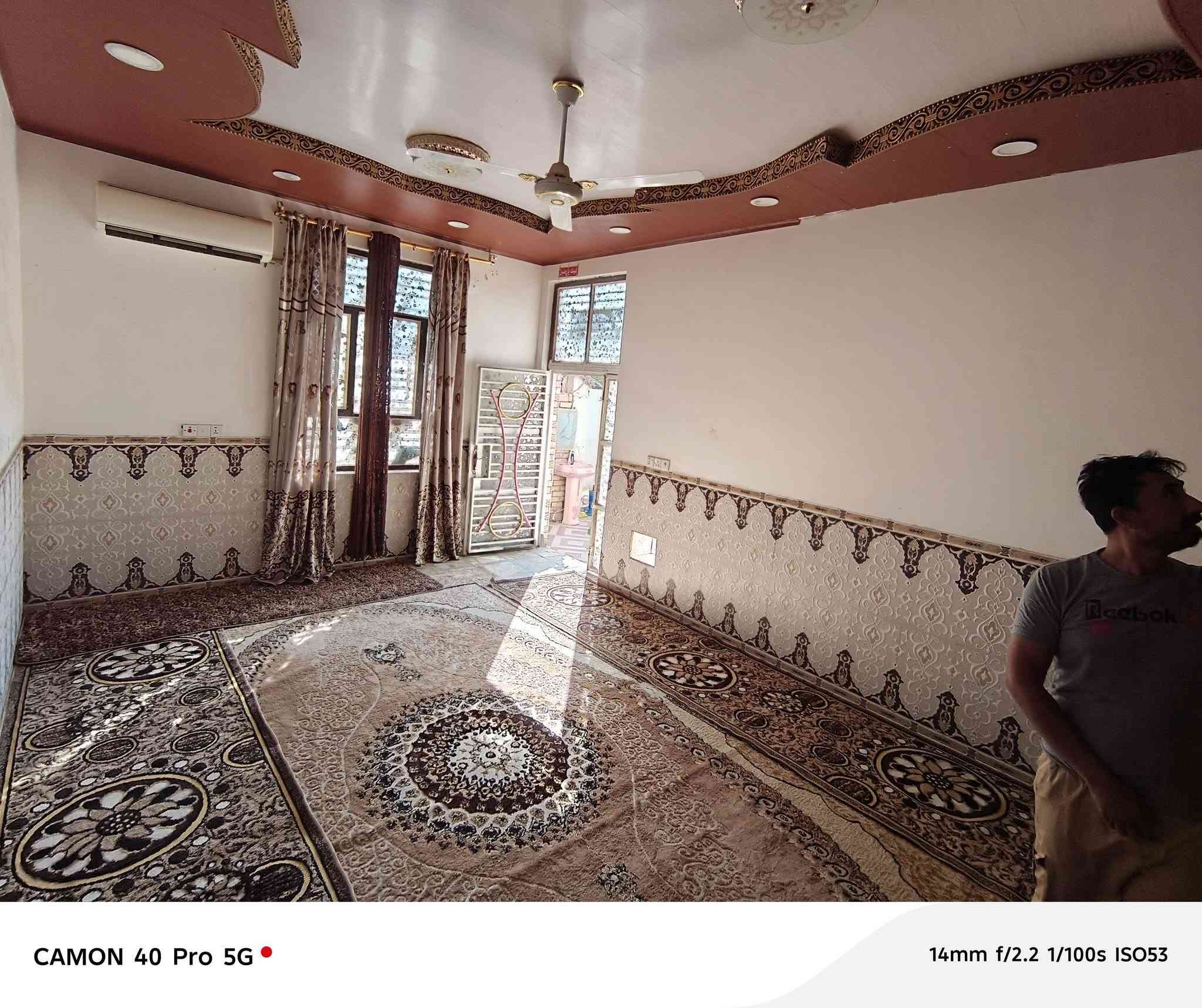 🏠دار سكن للبيع🏠 #مميز
___
⭕العنوان : العسكري الثالثه 
⭕ قرب أبو احمد الحداد
-------------------------------------
✨طابق واحد
✨بناء حديث
✨كونكريت مسلح

♦️المساحة :137:5م²

--------------------------------
✨ تفاصيل البيت ✨
____
⭕الطابق الأول : استقبال وصاله ومطبخ وصحيات وطارمه

---+-+++

للاستفسار 
____
عنواننا ✍🏻
🔹شارع ستين مقابل صيدليه كبسولة

للاتصال ☎️
____
***********
***********
