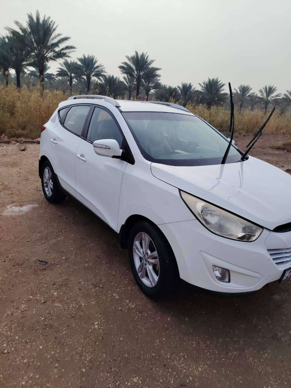 السلام عليكم سياره توسان للبيع 2011 ثانويه 26 تبريد تدفئه كله شغال سياره فول مواصفاترالبصمه 0784 145 3459
