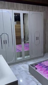 غرفة نوم • ٥ قطع • للبيع