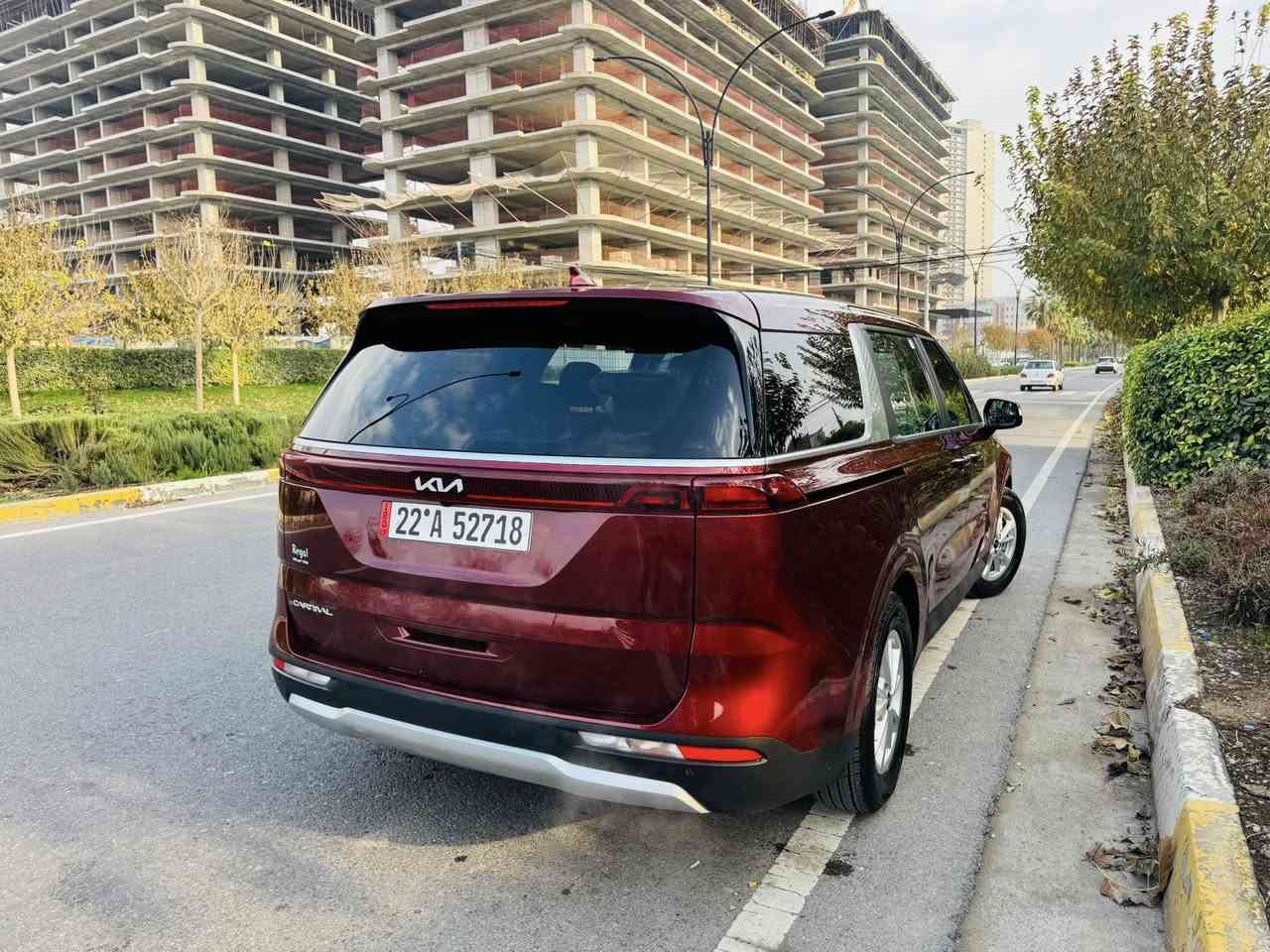 السلام عليكم 
للبيع 
كيا كرنفال موديل 2024 رقم تكسي اربيل تريد تحويل تريد وكالة 
السياره جاهزة مواصفات السيارة . تحديد مسار ابواب كهرباء كشنات جلد بصمة تشغيل عن بعد گشن هيترر 
السيارة  ماشية . 45 الف  ‏. السيارة گلين بدون قطرة صبغ.       فقط دعامية كدام 
حت لايتات الكدام بلادي 

السعر ؛270 مكان السيارة اربيل 

***********
