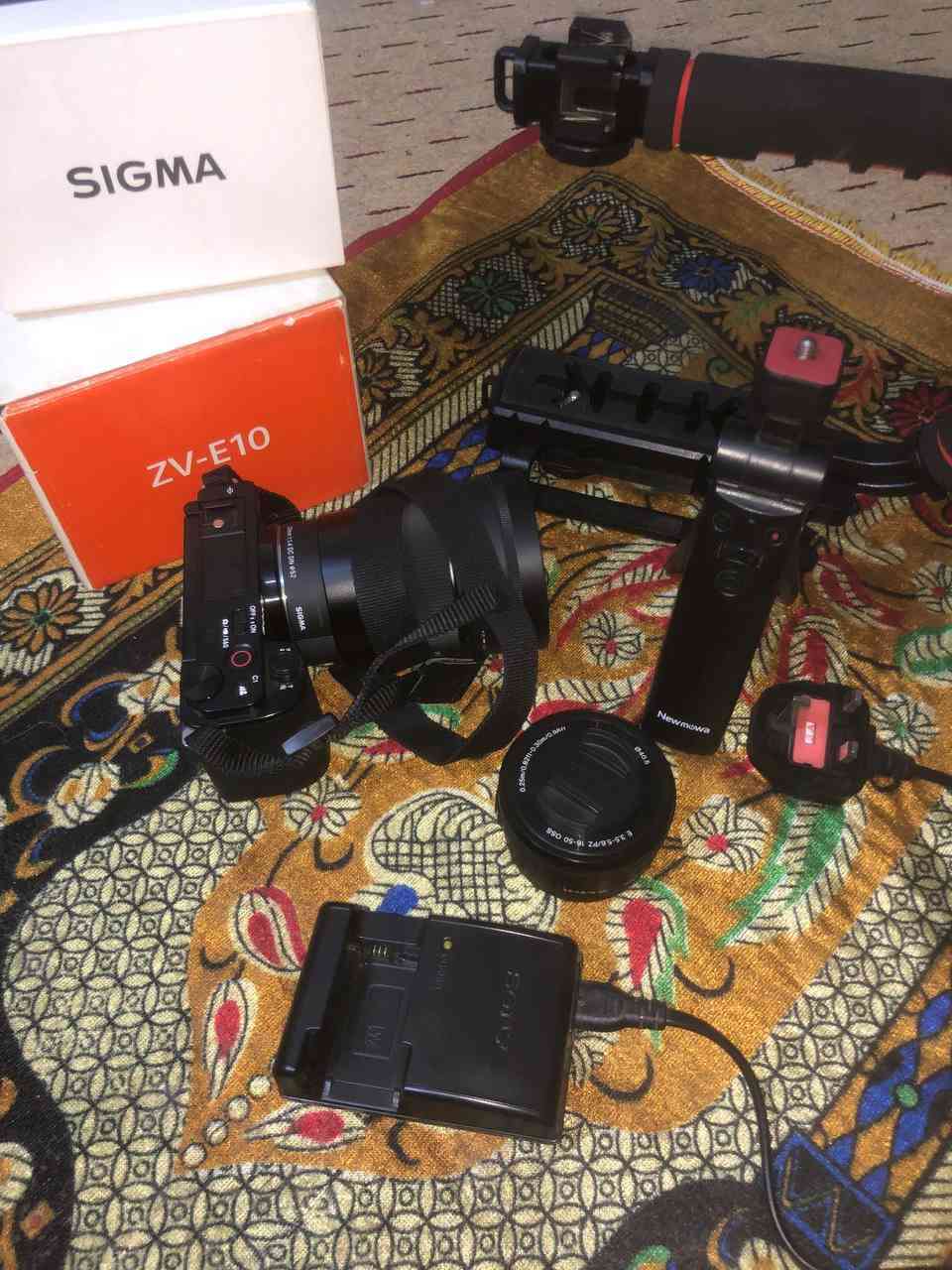 Sony zv_e10
SlGMA 30mm 1.4 crob

عدسته الاصلية 16-50
بطارية وشاحنة
فلاش 128
ستاندين 
تكدر تشكل الاستاند ويصير مقبض 
شترها 5k او اقل 
كاميرا نظيفة كلش
سعرها مليون ونص قفل 
مكاني ناصرية مركز


**إذا كنت صاحب هذا الإعلان وتريد حذفه لأي سبب، رجاءا أرسل رسالة إلى الدعم الفني**