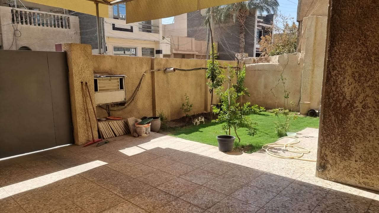 السلام عليكم بيت للبيع في حي الجهاد منطقه 95
للبيع  المساحه 200 متر  للبيع  تفاصيل اكثر على الرقم واتساب او اتصال يكون افضل 

***********
