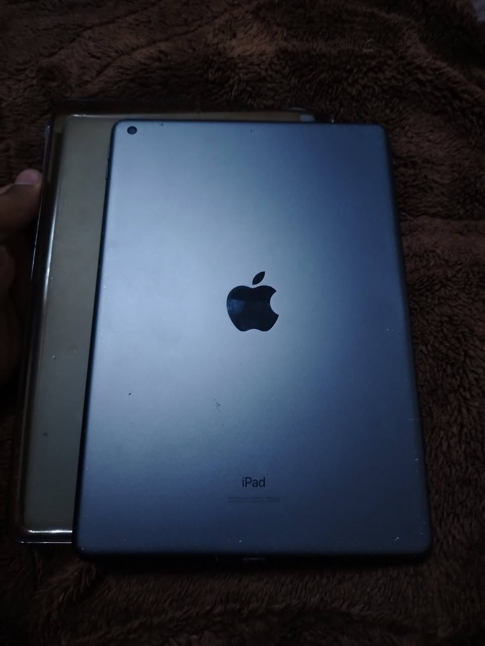 سلام عليكم
ايباد 7للبيع ايباد يخبل الذاكره 128
البطاريه تقريبن بل 80 وفوك لايباد مبدل بي بس كلاسه السعر 200 وبي مجال لان لايباد نضيف حيل مكاني ديالى حويش


**إذا كنت صاحب هذا الإعلان وتريد حذفه لأي سبب، رجاءا أرسل رسالة إلى الدعم الفني**