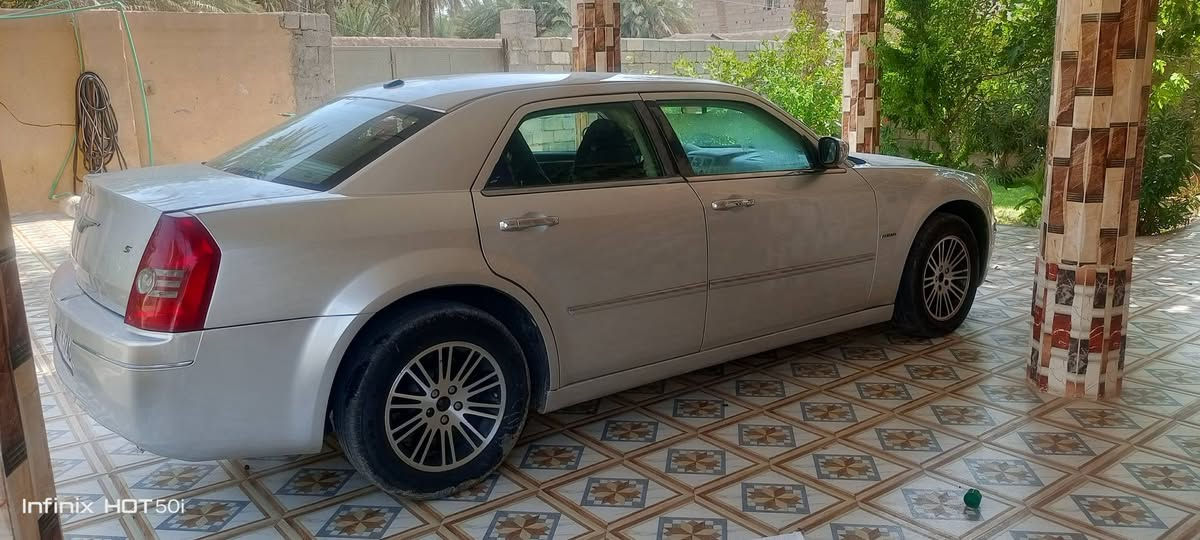 سلام عليكم وباما موديل عشرة اصل رقم شمالي بسمي سيارة بيهة صبغ  عام  ضرر جاملغ خلفي صفحة ايسر تبديل  كير محرك  كفالة   رقم  نكليزي  ***********
