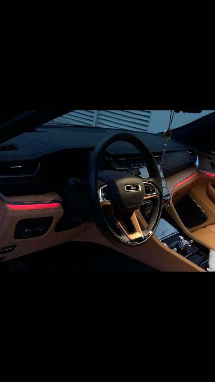 جيب جراند شيروكي سُمِّت (Summit) 2021 – وارد أمريكي

🔹 تقرير غرق
🔹 الغرق بالدوسة فقط – السيارة كانت تعمل داخل أمريكا
🔹 مكفولة
🔹 مغلفة نانو أمريكي
🔹 رقم بغداد
🔹 السعر: 38،000$ قابل للتفاوض بالمعقول

الموديل: 2021
المحرك: V6 سعة 3.6 لتر
الدفع: رباعي 4x4
المقاعد: 7 ركاب
المواصفات: فول فول – جميع الأنظمة باللغة العربية

أبرز المواصفات:
 • نظام تعليق هوائي (جكات)
 • رادار أمامي + مانع تصادم
 • قيادة ذاتية بالمُنحنيات
 • تحذير الخروج عن المسار
 • تحذير النقطة العمياء
 • تحذير التقاطعات وتجاوز السرعة
 • نظام استشعار تعب السائق مع توقف تلقائي
 • رؤية ليلية + تصوير حراري
‏ • Head-Up Display (عرض المعلومات على الزجاج الأمامي)
 • 4 كاميرات خارجية مع بخاخات تنظيف
 • كاميرا داخلية
 • شاشات:
 • شاشة رئيسية 10.1 إنج
 • شاشة للراكب الأمامي
 • لوحة عدادات رقمية 12 إنج
 • نظام GPS + عرض الخرائط على لوحة القيادة
 • نظام صوت McIntosh مع 19 سماعة
 • شاحن موبايل لاسلكي
 • إنارة داخلية محيطية LED متعددة الألوان
 • مقاعد جلد طبيعي فاخر مع تطعيم خشب طبيعي
 • مقاعد أمامية كهربائية مع ذاكرة + مساج
 • تبريد وتدفئة للمقاعد الأمامية والخلفية
 • ستائر خلفية
 • مكيف خلفي (3 مناطق) مع تحكم مستقل
 • تشغيل عن بعد
 • دخول ذكي + بصمة 5 أبواب
 • صندوق خلفي كهربائي + فتح بحركة القدم
 • مرايا تعتيم ذاتي + طي كهربائي
 • تدفئة مقود
 • حساسات أمامية وخلفية
 • مانع تصادم خلفي
 • جنوط قياس 21 إنج
 • سقف بانوراما
 • تخم تاير جديد

📞 ***********
📱 واتساب متوفر البصرة, العراق
