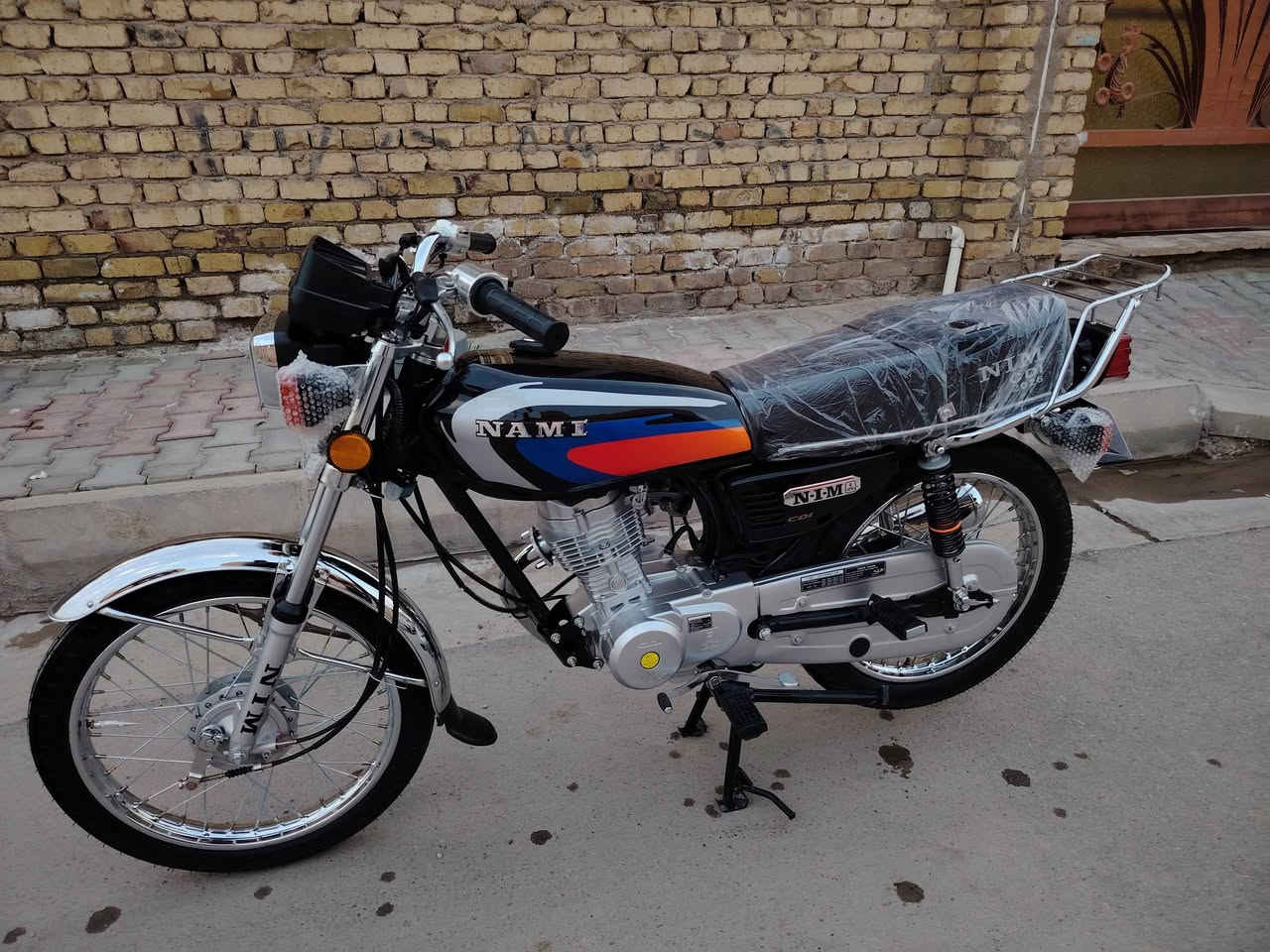 السلام عليكم دراجة أربعة كير نامة موديل 2026  للبيع  نامة 3 أحرف أوراق سكنر 5 اوراق مكفولة كفالة عامة بعدهي بدهن السحك صارلها 10 ايام طالعة من معرض مكاني كوت للاستفسار الاتصال على الرقم هاتف ***********
