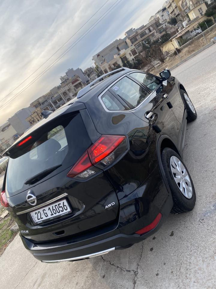 نيسان روج موديل ٢٠١٧ صبغ ربع بولند بدون دوخل موصفات S دبل اكسل  ماشي ١٠٠ آلف ميل   سعر ١٤٥  مكان عقره تلفون *********** واتساب
