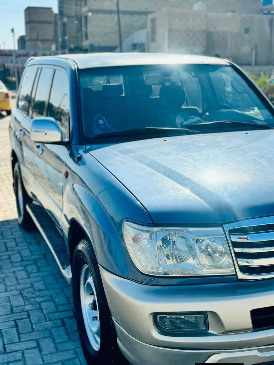 السلام عليكم لاندكروز 2007 رقم بغداد  بيهة اربع قطع صبخ اثر دحكه بدون دواخل سياره جاهزه كير ومكينه كفاله عامه تبريد تتفئة جاهزه ربع متصرف عليهة بيع او مراوس حسب القناعه الموقع مدينه الصدر قطاع 37 الرقم ***********
