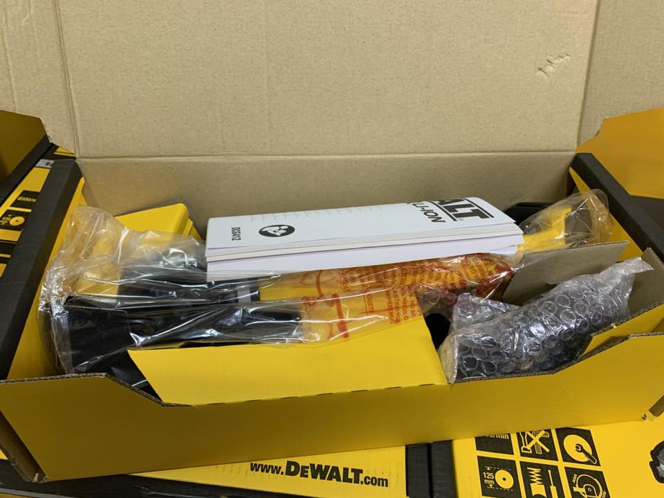 لبيع الكوسره ديولت الصليه جديد  متاح فارغ /كامل
صناعه اوربي 
125 mm
8500 min 
واتساب
***********
