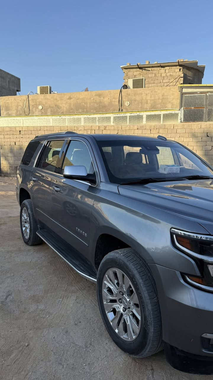 سلام عليكم للبيع تاهو مديل 18بريمير فول مواصفات وارد خليجي لون نفطي …بيه بابين مرشوشات كلير وبنيد مصبوغ 
العنوان:ابي الخصيب 
السعر 330$
للتواصل ***********
