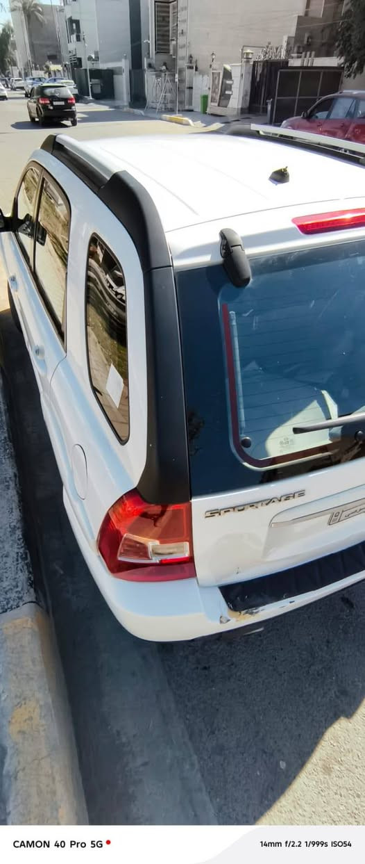 سلام عليكم للبيع
سبورتج 2009 خليجي 
كير محرك تبريد نضيفات كل نقص مابيه 
حداديه تخم تاير نضيفات 
منضومه الماء جديده
مسويله ادامامه كامله سياره بلاديه
بيه طخه. بل دعاميه الخلفيه.
وتكحيل قطعه وحده فقط
مكاني بغداد شارع فلسطين
السعر ١١٨  ورقه
*********** وتساب
