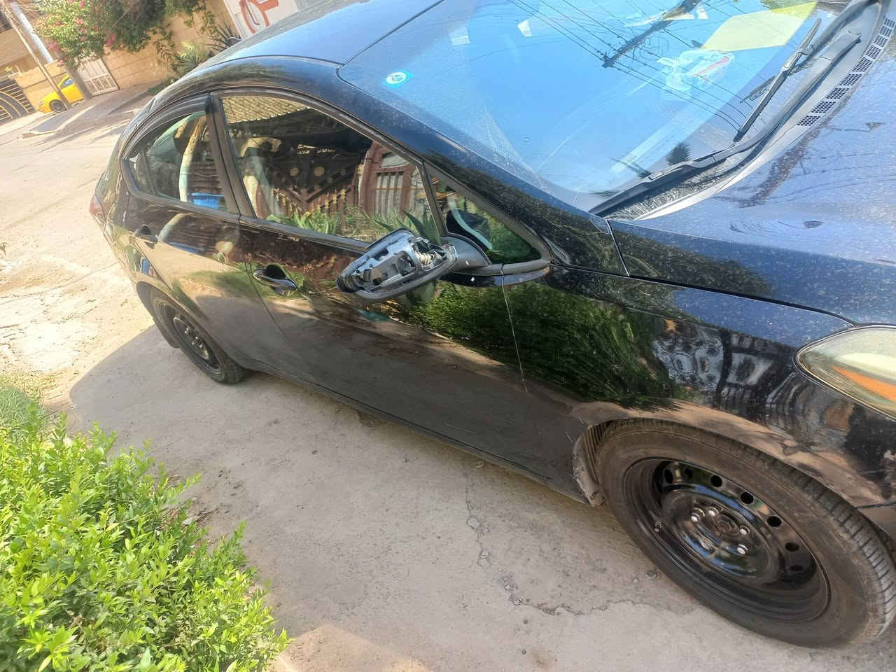 السلام عليكم فورتي ١٧ وراد امريكي السونر بالمنشور مكينه كير مكفولات حادثه جنطه بس رصعه بالحوض ما ماعمر ضربه كلش خفيفه اريد اسافر هذا مو سعرها ملاحظه بيه ملاحضه بسيطه بك لايت شخص بالباب مكاني بغداد الدوره السعر ٩٣ وبيه مجال ***********
