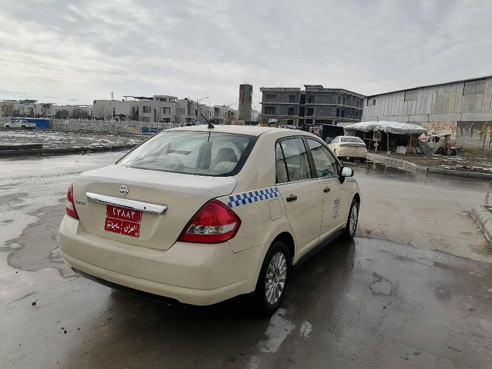 ماشەڵا لە ماڵی هەموولایەک
تیدا مۆدێل 2012 گێڕعادی
بەشەرتی گێڕومەکینەو عەینەو کلاج
یەک پارچە بۆیاخ ڕەسمی سۆنەرەکەیم داناوە بەشەرتی ئەو سۆنەرە کامل جوانکاری کوشنوگاعی و سەقف
نرخی 120 گەڵەو یەک مەجالی رایانە
بۆیە ئەوسیعرەم نوسیوە زەرورین بە فرۆشتنی هی دەستی خۆمەناو مەعڕەز شتی وای تیانییە بەوپارەیە
ناونیشان سلێمانی
ژمارەی موبایل 
*********** السليمانية, العراق
