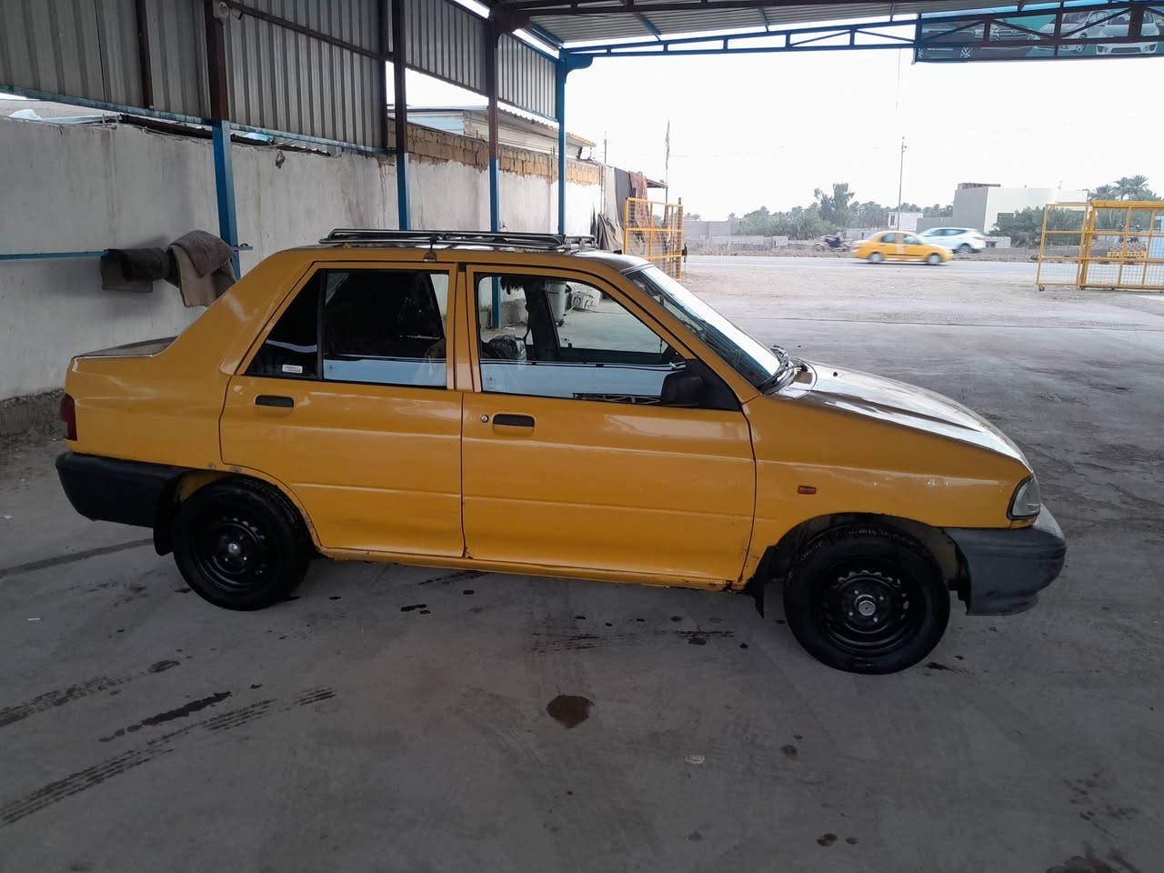 سلام عليكم سايبه للبيع كفاله مكينه خيط بخار حداديه تخم تاير شواصي ابلاد مالكه موجود وكتله عامه بل دوانيه سنويه نافضه مامسجله هيه مديل ١٥    الهيه وراك  ٢٥ وبيه مجال للتواصل ***********
