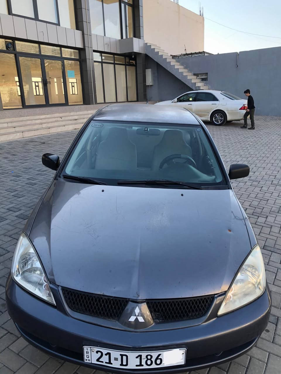 بەناوی خوای گەورە
لانسەر مۆدێل 2010 مەکینە بچوک ناوبۆر سەنەوی تا 2028 تازەیە یەک پارچەی بۆیاخە بێ ناوگرتن دەعمو لێدراوی نیە تەقەو ڕەقەی نیە بێ مەسروفە نرخی (69) گەڵاو مەعمەلەیە برایانە شوێن سەیدسادق ژمارەی موبایل (***********) السليمانية, العراق
