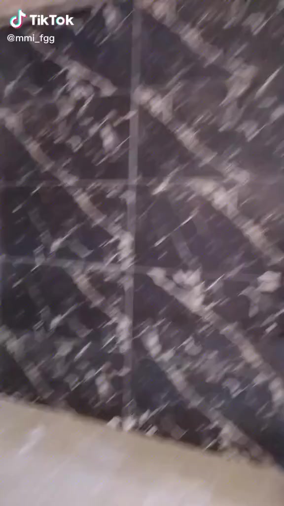 السلام عليكم اليوم عدنه عمل سيراميك وكاشي ومرمر بورسلين لوح بايات درج وأسعار خيالية الي يريد يتصل واتساب على الرقم ***********
