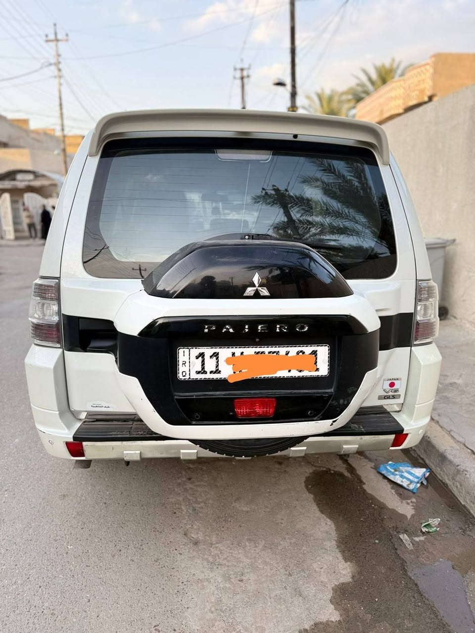 سلام عليكم
للبيع 

باجيرو موديل ٢٠١٥ خليجي حبتور

رقم بغداد

فول مواصفات حبتور

كشنات كهرباء

فورويل

حساسات

دمام

زراك لايت

كشنات جلد

فتحة سقف 

السعر ١٥٨وبيهة مجال

مكان السيارة بغداد 

***********

كير مكينة كفالة 

فقط الجنطة صبغ أثر شخوط
