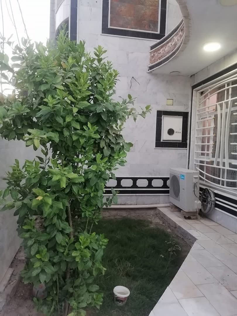 ⭕️دار للبيع في حي الضباط الاولى قريب من مدرسة الحله

⭕️المساحة ٢٢٥م طابو صرف 

⭕️بناء حديث 

⭕️الطابق الارضي يحتوي على صالة وهول ومطبخ وغرفة نوم ومجمع صحيات 

⭕️الطابق الثاني يحتوي على ثلاث غرف ومجمع صحيات 

⭕️لطلب سعر  مراسله الصفحة او الاتصال على الارقام

*نستقبل جميع عروضكم السكنية 🏠 والتجارية 🏡 بكافة مناطق الحلة 
……………………………..
للمزيد من المعلومات

مراجعة مكتب بابل الكائن في شارع ٦٠ مقابيل حلويات ريف دمشق اوكراج ناجي كماش سابقاً او الاتصال ☎️ 

***********ابو احمدالاسدي  
***********احمد الاسدي
***********امير الاسدي
