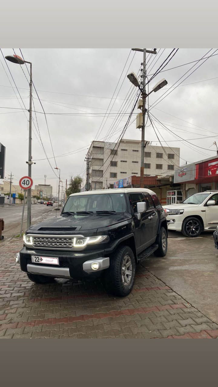 کوردی 
------------- :

تۆیۆتا ئێف جەی FJ 
تەنها بۆ فرۆشتن گۆڕینەوە ناکا 
نــــرخ ،،،،،،،،،، (    230 $ ) 
مــــــــۆدێل / 2014 
مەکینە شەش پستن کەپس
گێڕ و مەکینە و کارەباییات بەشەرت 
ڕۆیشتن / ٢٥٠ هەزار کم 
ڕەقەم هەولێر سەنەوی نوێ 

تەنها ۱ بست سبوغ لە چاملغ 
بێ ناوگرتن ، بێ ئێڕباگ 

بۆ پەیوەندی / *********** 

عربي 
--------- : 

تویوتا اف جي FJ 
فقط بیع ، مایراوس 
سعر  (  230 $ ) 
مودیل / 2014 
محرك ستة سلندر مامفتوح 
جیر و محرك و كهربایات بشرط 
رقم اربیل سنویة جدید 
ماشي / 250 آلف کم 

فقط شبر من جاملغ خلفی صبغ 
بدون دواخل ، بدون ٱیرباك 

للاتصال / *********** Singapore
