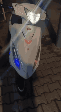 كامكو جي فور مامفتوحه وين ماتريد افحص   مكاني مكرمه سعر 550 وبيهه مجال بسيط ***********
