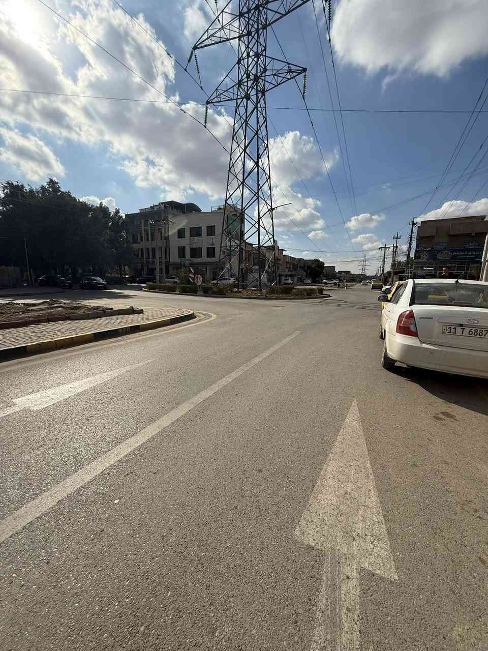 للايجار في السيديه 

بيت مساحه 75م تجاري نضيف جدا 

يحتوي على 2غرف نوم وصاله ومطبخ وخدمات 

يقع على شارع تجاري قرب فلكه النخل 

سعر الايجار:-مليون وربع 

للاستفسار 
***********عبدالله
