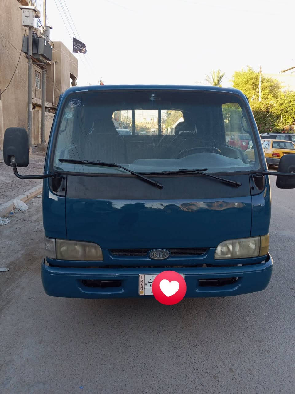 ره سلام عليكم سياره للبيع فونتيره قلاب موديل 2000 رقم بغداد مكينه وكير جدد خير من الله سياره مصبوغة عام تخم تاير جدد مكاني بغداد بياع شرطه الخامسة رقمي. ***********
