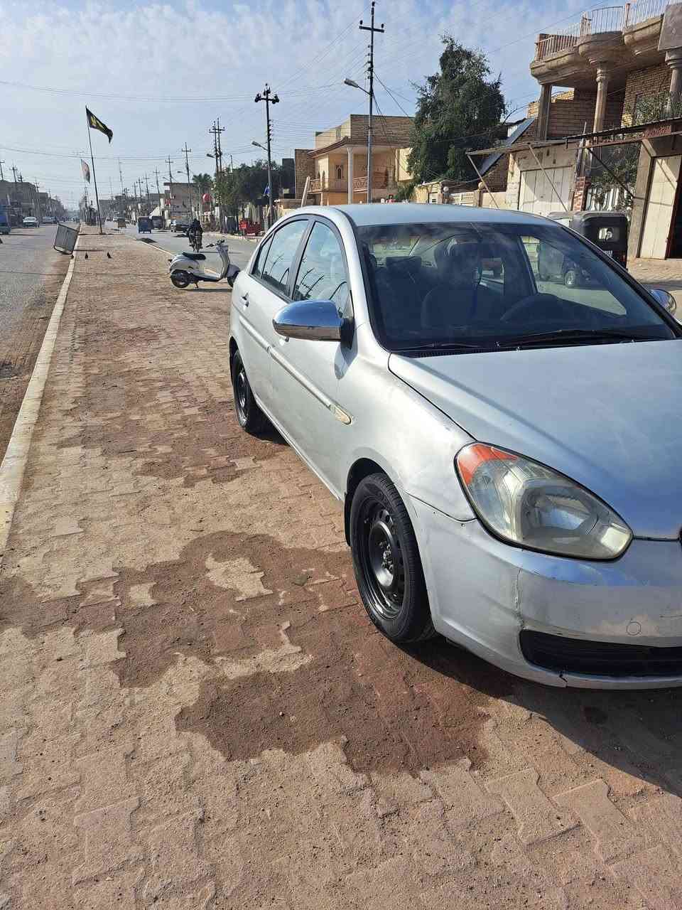 اكسنت للبيع مكينه وكير تخم تاير تبريد شغال سياره جاهزه حداده كله جديد رقم بغداد مشروع وطني السياره بل العماره سعرها 74ورقه وبيها مجال مكينه 1600 رقم الهاتف ***********
