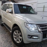 باجيرو 2010 حبتور فول مواصفات 1/1 ماشيه 86 الف حقيقي ع فحص كفاله من ال...