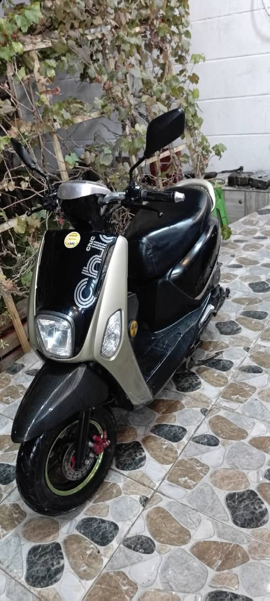 سلام عليكم
دراجه بوليسي محرك ياباني
موديل2021
دراجه جديده رمبه
كهربائيات كله شغاله
شرط محرك مامفتوح 
عداد الكتروني
ديسك امامي
ويل سبورت نجمه
دراجه شلعه معدل فول
شرط /عنوان كركوك شورجه خلف مطعم حمه ناصر /رقم موبايل/***********/***********
سعر/675/بي مجال قليل كركوك, العراق
