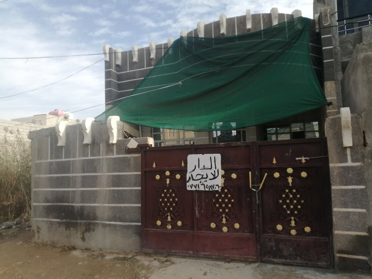 مشتمل للايجار قرب شارع الصحفيه يرجى الاتصال على الرقم ***********
