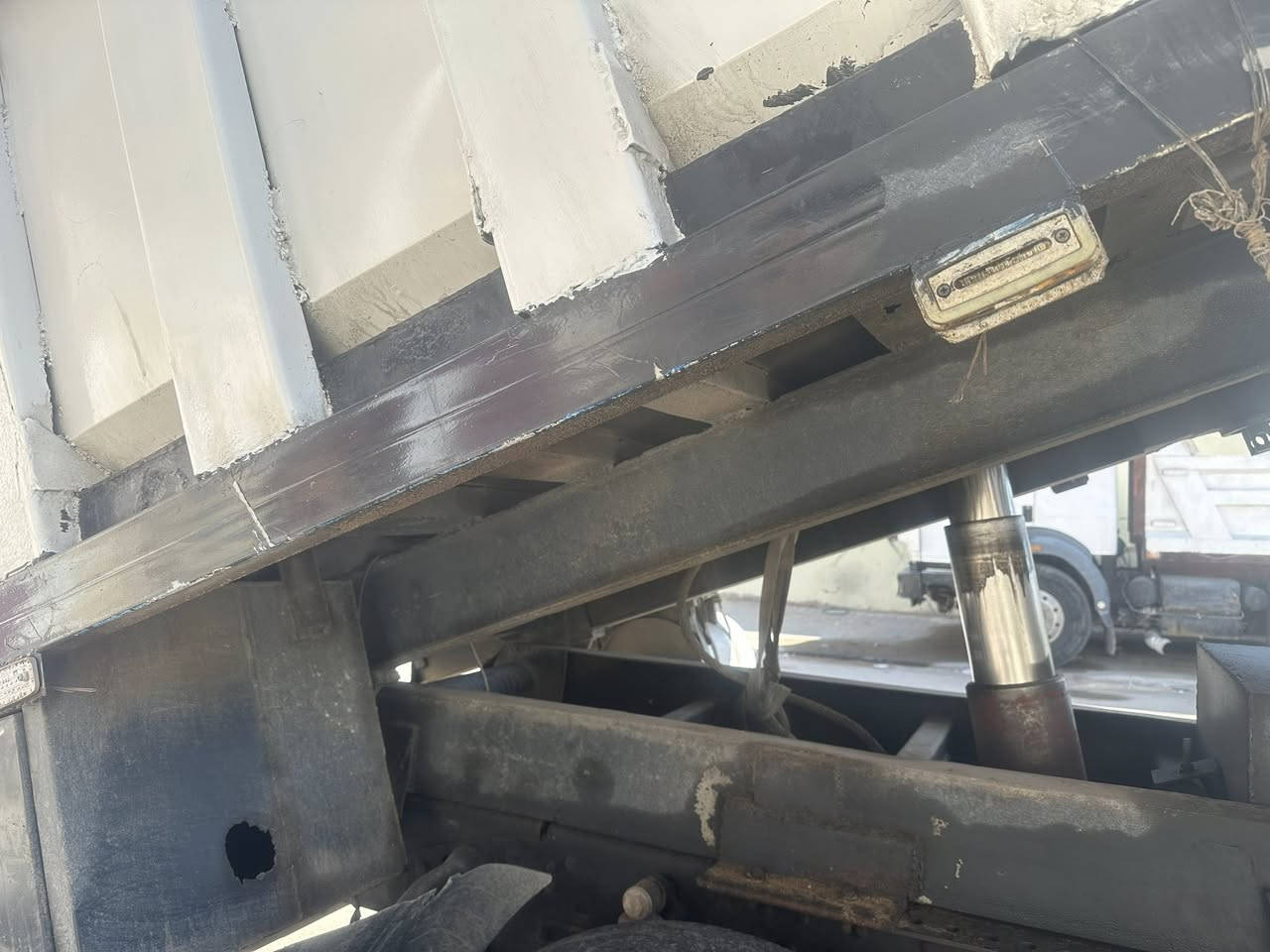 بدي للبيع نضيف …مكان نجف..***********
