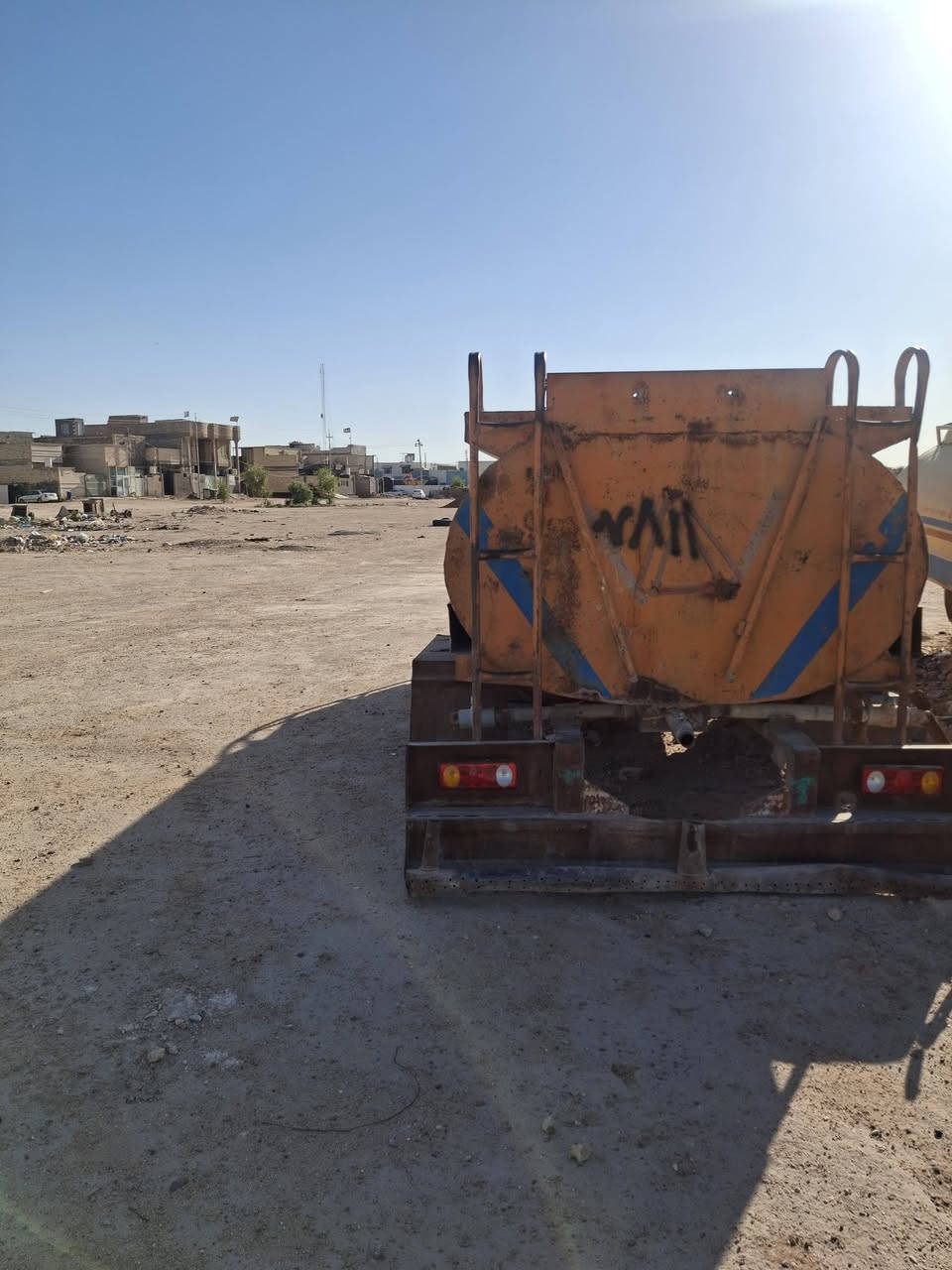 تنكر ابو اردين السعر 1200مليون وميتين وبي مجال
***********
