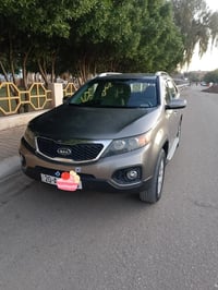 سورنتو ٢٠١١ • مكينه ٢٤٠٠ • منصوريه الجبل