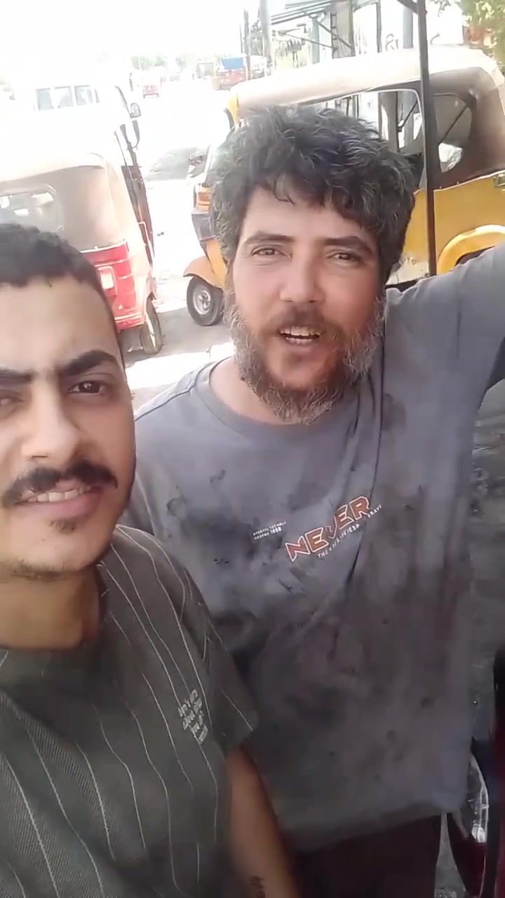تعلن ورشة وسام الشمري التحوير كافة التكاتك بياجو اتول وتصليح كافة التكاتك باجاج تي في اس تجفيت كامل 200الف تجفيت نصف 100الف كادر جديد غير مسؤول على كادر قديم ولا يحجي بسمي وسام الشمري متواجدمن ساعه 9صباحأ لحد ساعه 8ليلأ اهلا وسهلأ بكم بأدارة وسام الشمري ***********
