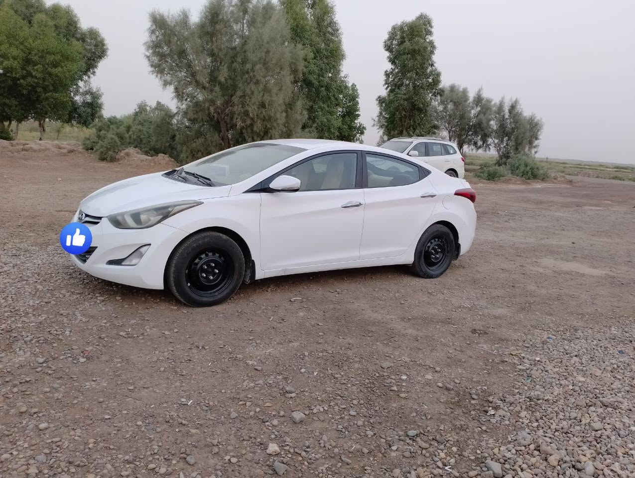 سلام عليكم سياره انتره خليجي محرك( 1800) باسمي رقم ميسان موديل 2016 بيها صبغ فقط بلدوسه كما موضح بلصوره سنويه تنتهي سنه (2028) مكان السياره  العماره ‪ ***********
