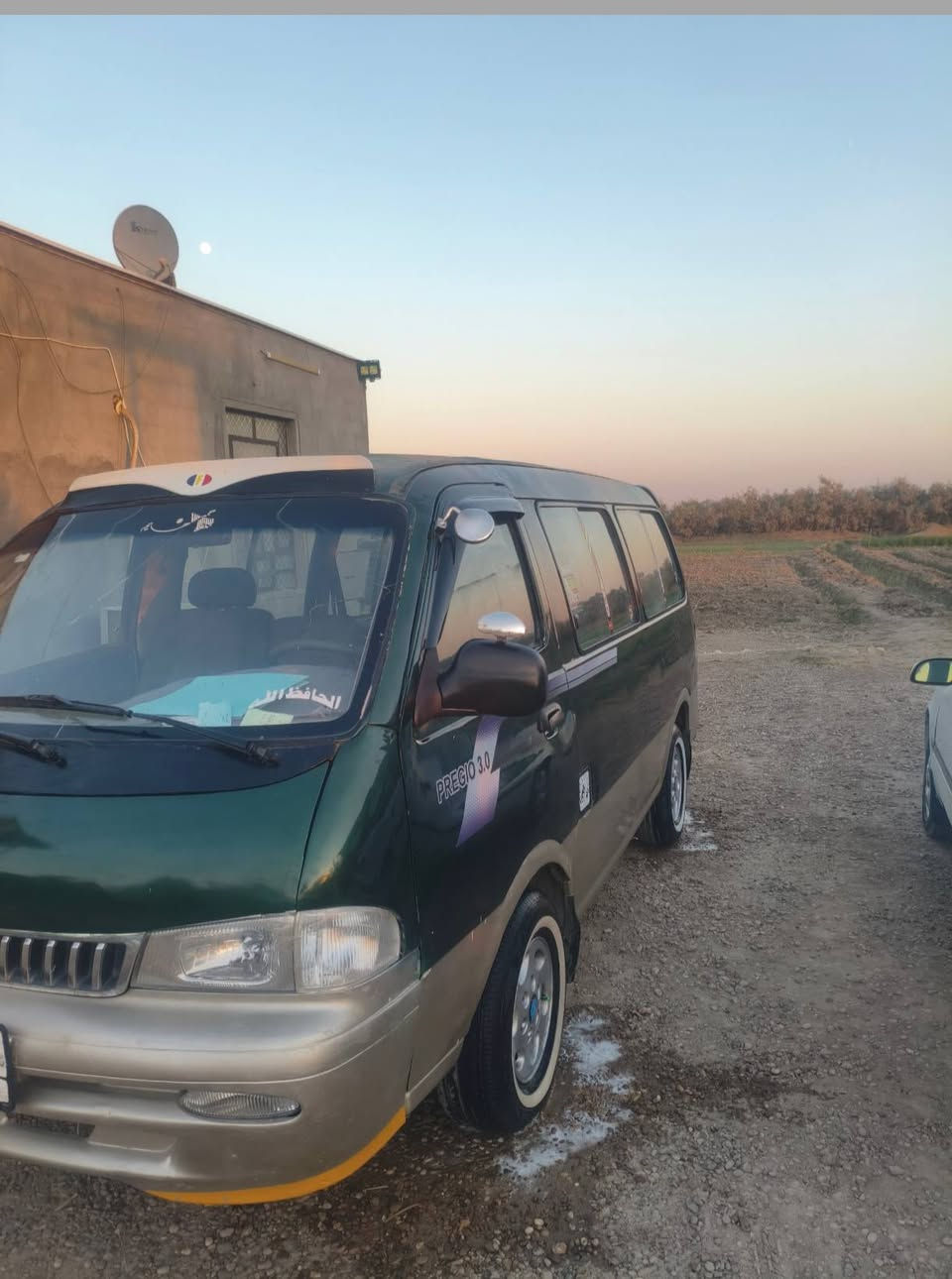 السلام عليكم.
بريجو موديل 96 بغداد الماني سياره كامله كير محرك اكسل اسعاف  صدر امامي خلفي تخم تاير كشنات استاركس كهربائيات كله  شغال السعر 60 وبيه مجال حك الجيه. 
مكان السياره بغداد اليوسفيه رقم موبايل *********** /   ***********
