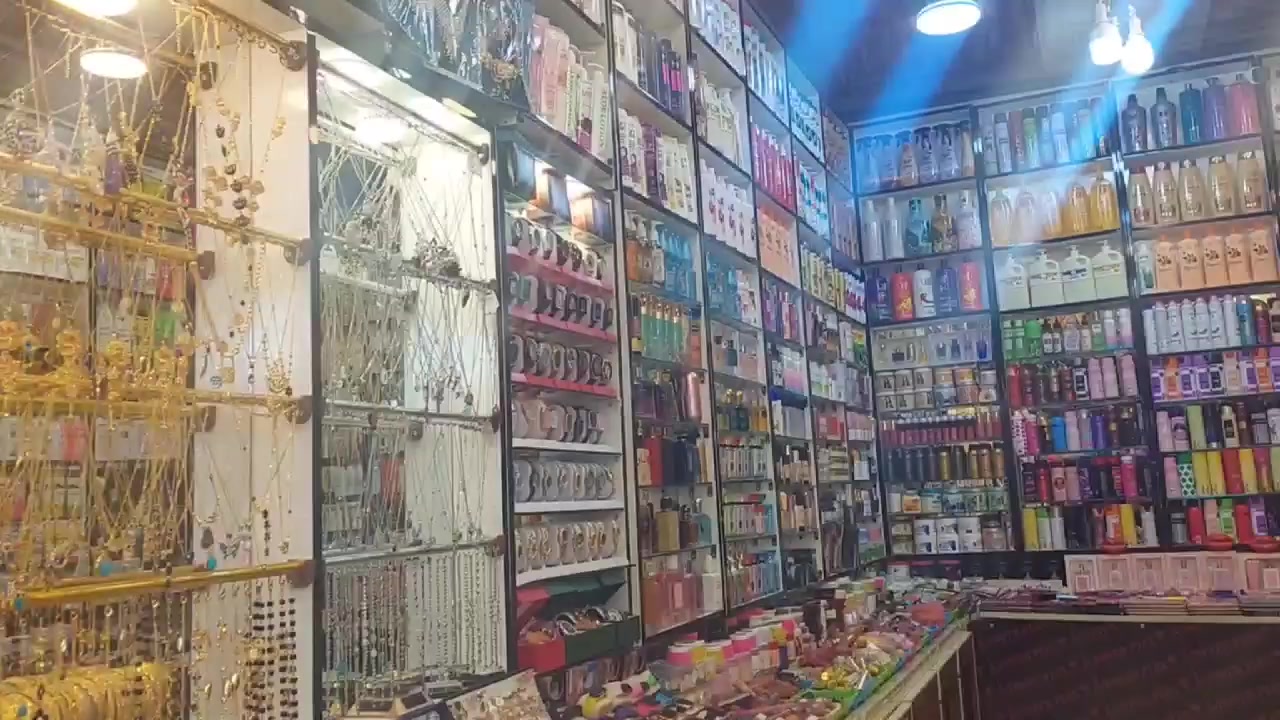 ديكور محل للبيع مع ميوزة تسكام ndf وجديد مستعمل قليل
بسعر مناسب جدا
***********
