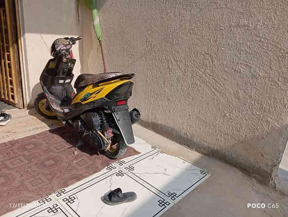 سلام وعليكم دراجه ماكس عدلا بلادي 49 لا مفتوحه ولا مجفته اخت رمبه شرط بلادي كهربائيه  كله شغالا دراجه حلوه طك سويج وطلع سعر 750 وبيه مجال مكاني بصره لهارثه رقم الهاتف ***********
