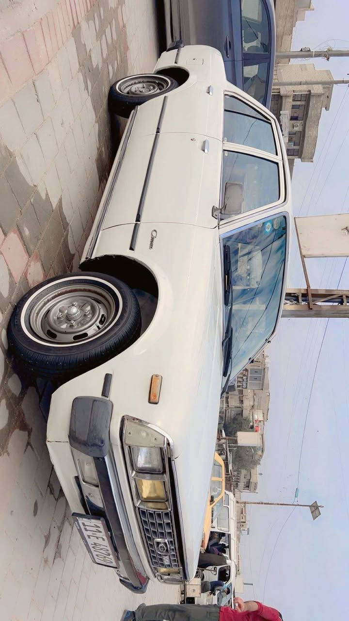 سلام عليكم كرونه موديل 80 تخم تاير حداديه خلفي ومامي تبريد البطن بلادي كير مكينه بلادي كله جديد بسمي رقم نكليزي كهربائية كله شغاله عنوان بغداد مدينة الصدر الرقم ***********
