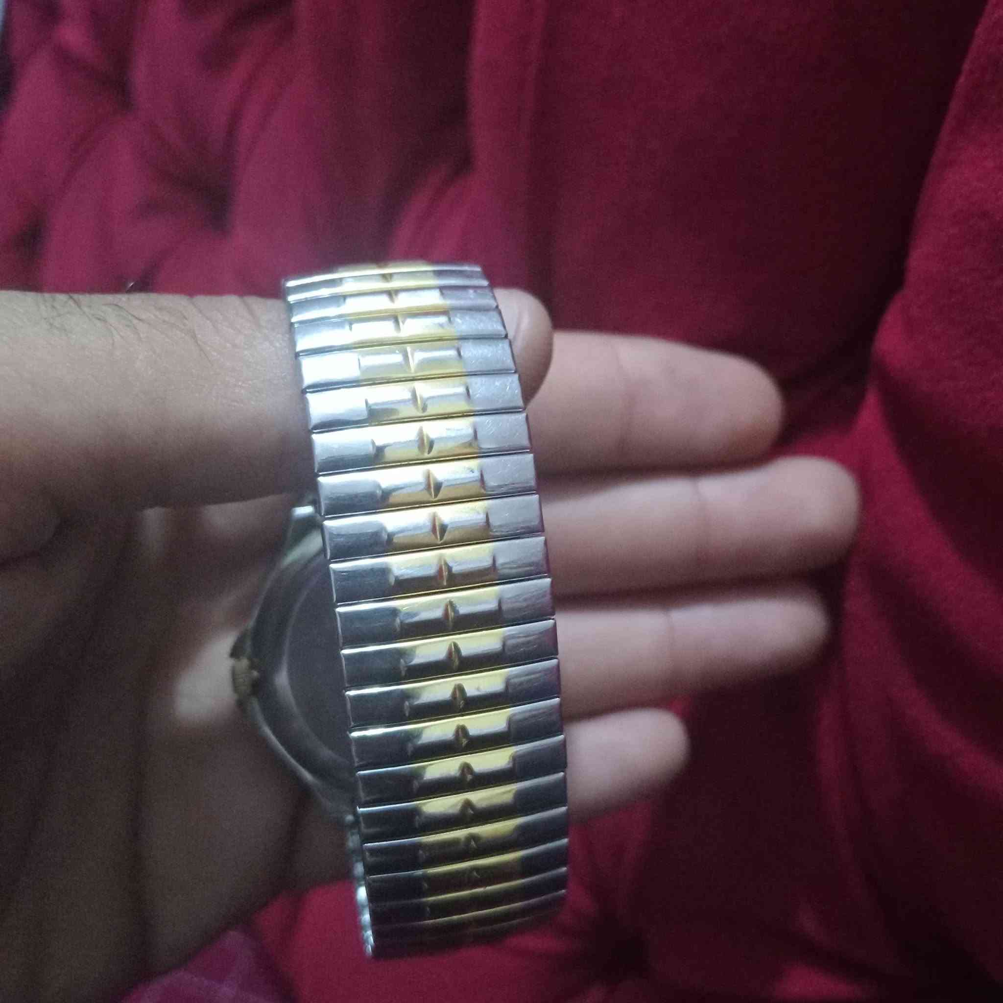 ساعة ياباني باتري السعر 50 الف نظافة 90%


**إذا كنت صاحب هذا الإعلان وتريد حذفه لأي سبب، رجاءا أرسل رسالة إلى الدعم الفني**