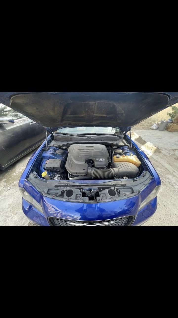 السلام عليكم 
وبامه 2018 اس فول الأخير جاهز سياره للبيع او مراوس مكاني بغداد غزاليه بيها قطعه وحده صبغ ***********
