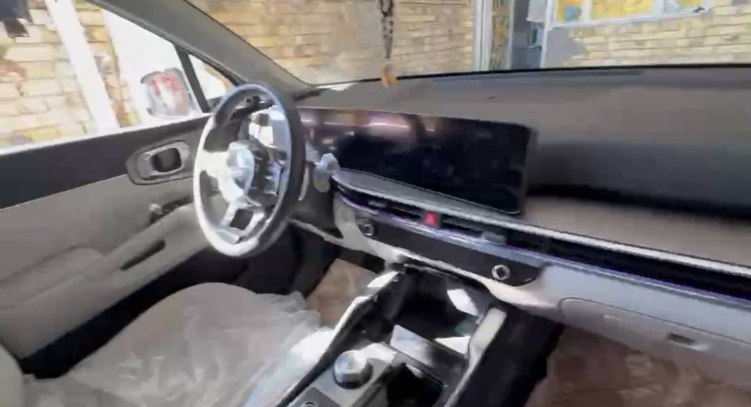 سورنتو بغداد مكفولة كفالة عامه ٢٠٢٥
بدهن الشركه ما مبدل

ماشيه ٨ الف

كير ماوس

جنطه كهرباء

ويل عشرين

ضمان الدوليه

السعر ٣٣٥ورقه وبيه مجال
***********
