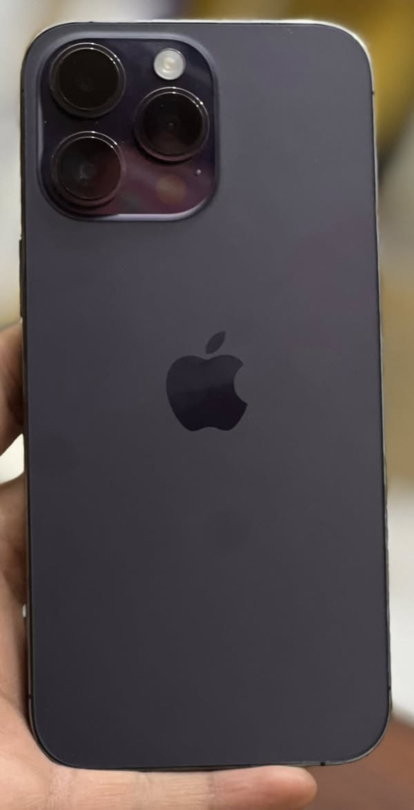 السلام عليكم 
أيفون ١٤ برو ماكس 
نضافه ١٠٠٪؜ 
بطارية 🔋 ٨٦
ما مفتوح 
الذاكرة ٢٥٦
السعر ٨٢٥


**إذا كنت صاحب هذا الإعلان وتريد حذفه لأي سبب، رجاءا أرسل رسالة إلى الدعم الفني**